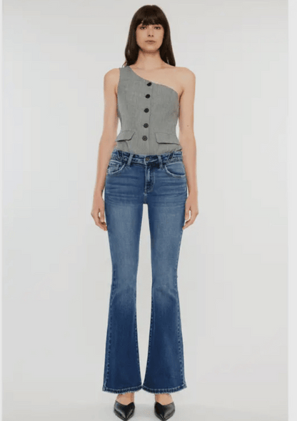 Vintage wash flare jeans - Kan Can Denim - As You Are. Lifestyle 