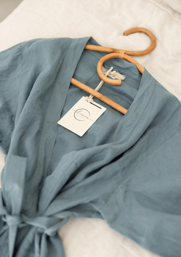 Light weight dressing gown in linen - Linen Label 