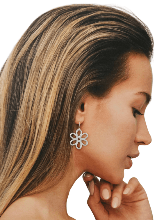 Silver flower earrings - LOVEbomb
