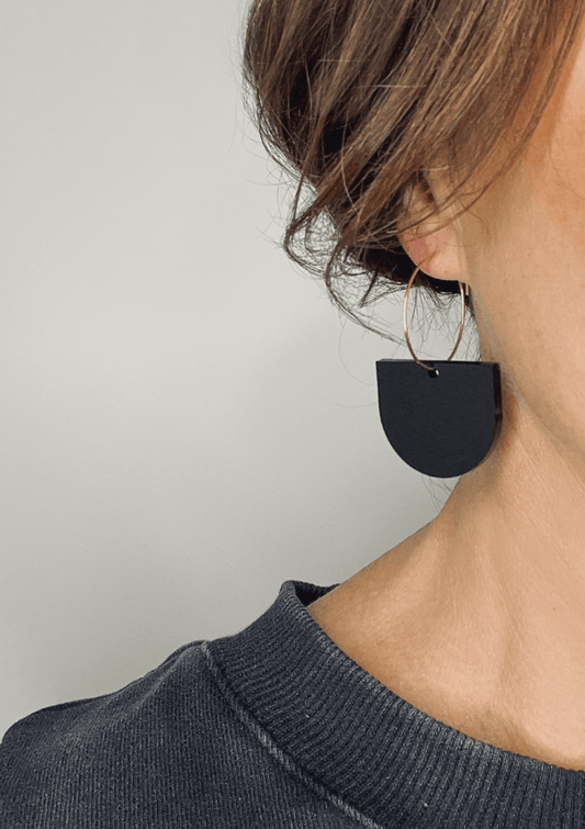 Modern minimalist earrings - Mingled