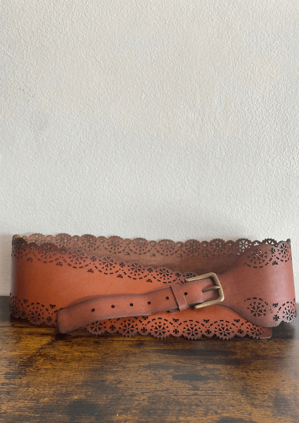 Brandy coloured wide belt - Art N' Vintage 