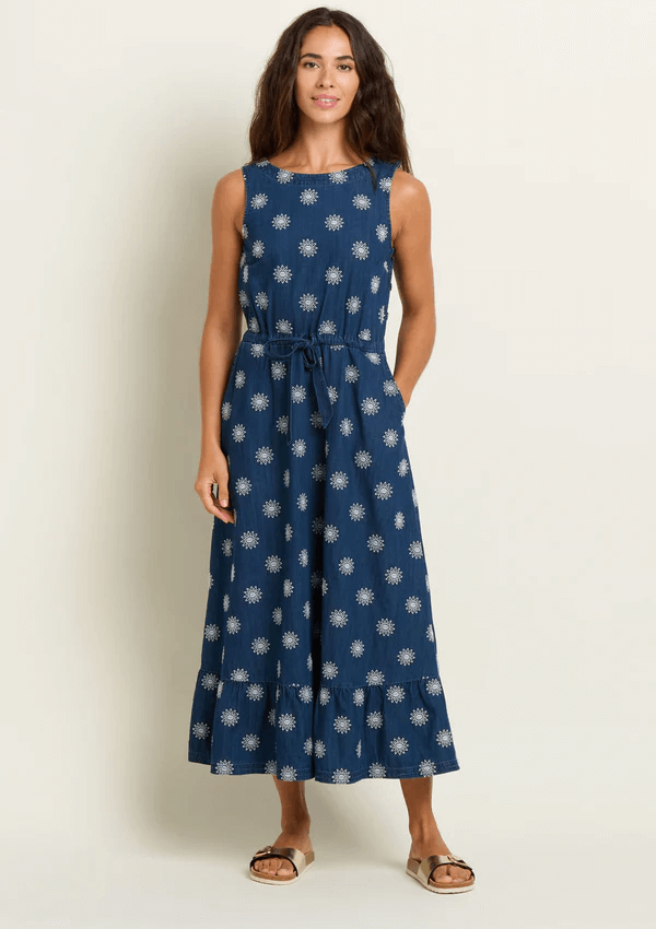 Embroidered daisy denim dress - Brakeburn - Merimbula 