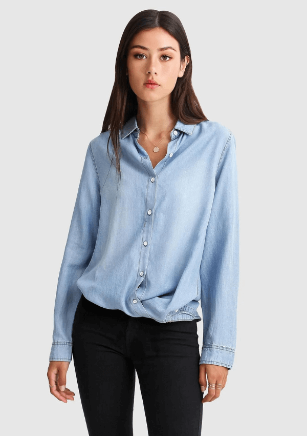 Light denim shirt - Belle & Bloom 