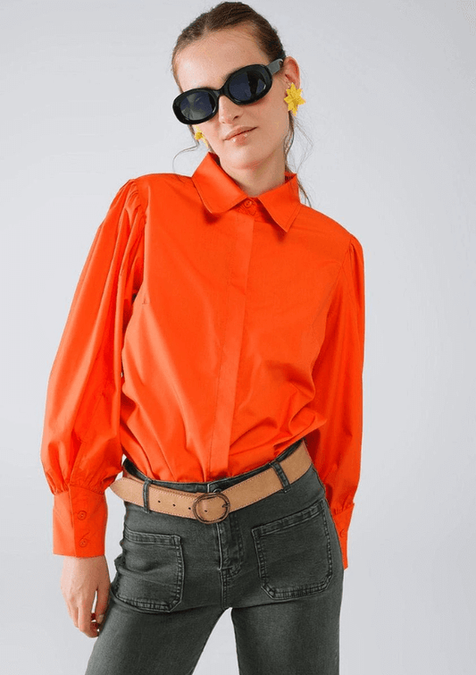 Bright orange women's shirt - Q2 Spain - As You Are. Lifestyle 