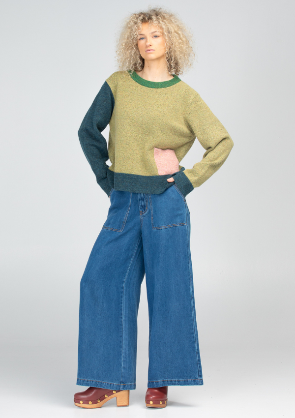 Crew neck jumper in apple green - Boom Shankar