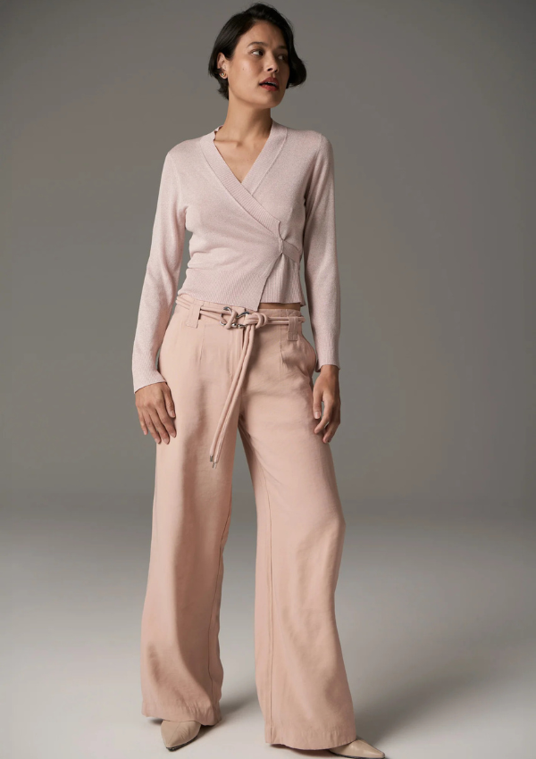 Soft wide leg pant in pink with belt - POL Clothing 