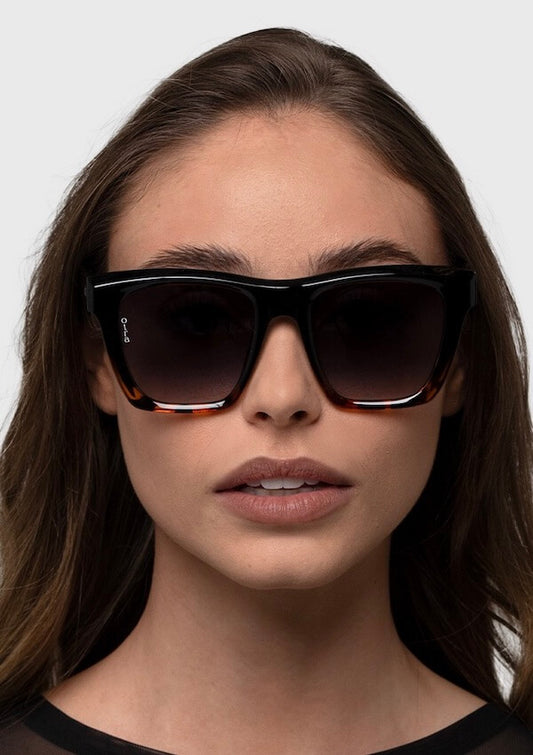Oversized polarised sunglasses - Otra Eyewear
