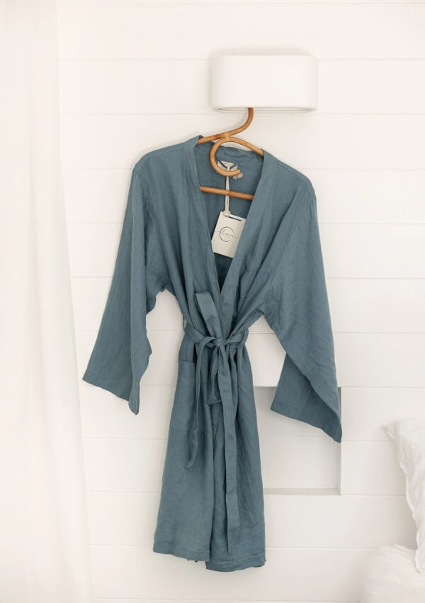 Light weight dressing gown in linen - Linen Label 